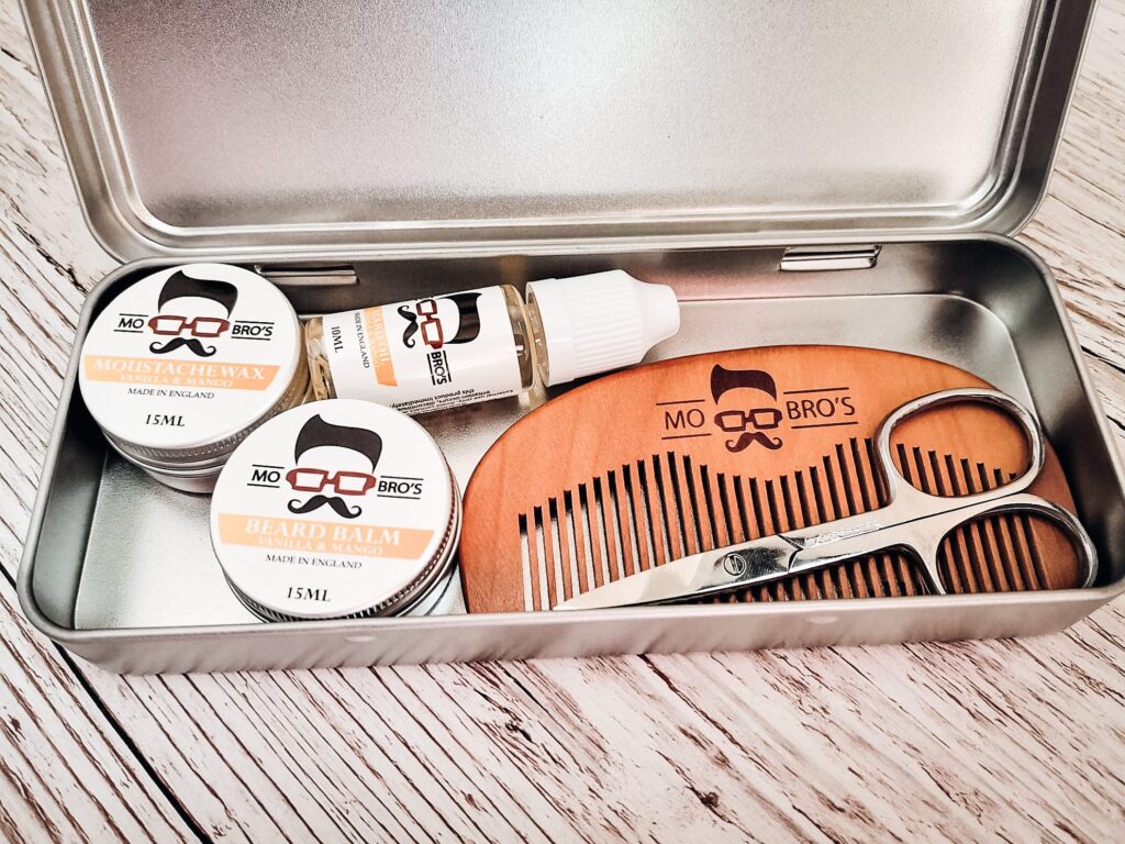 mo bro's beard kit in case