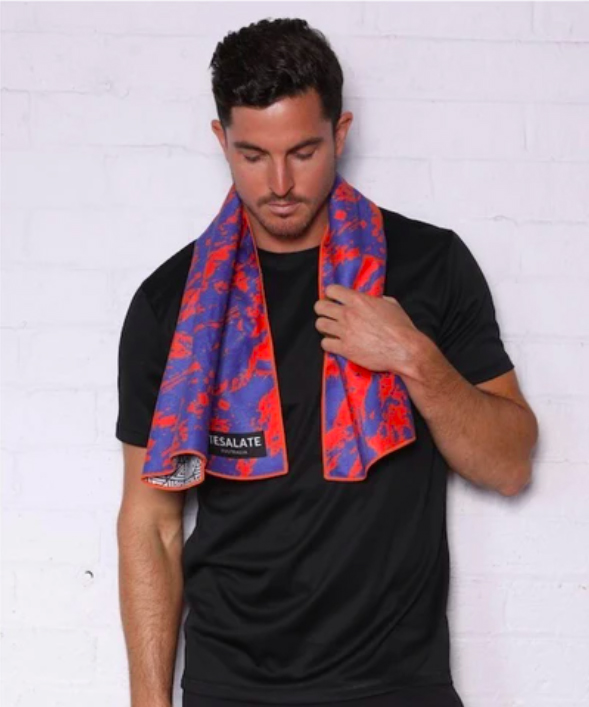 bloke with fancy towel round his neck