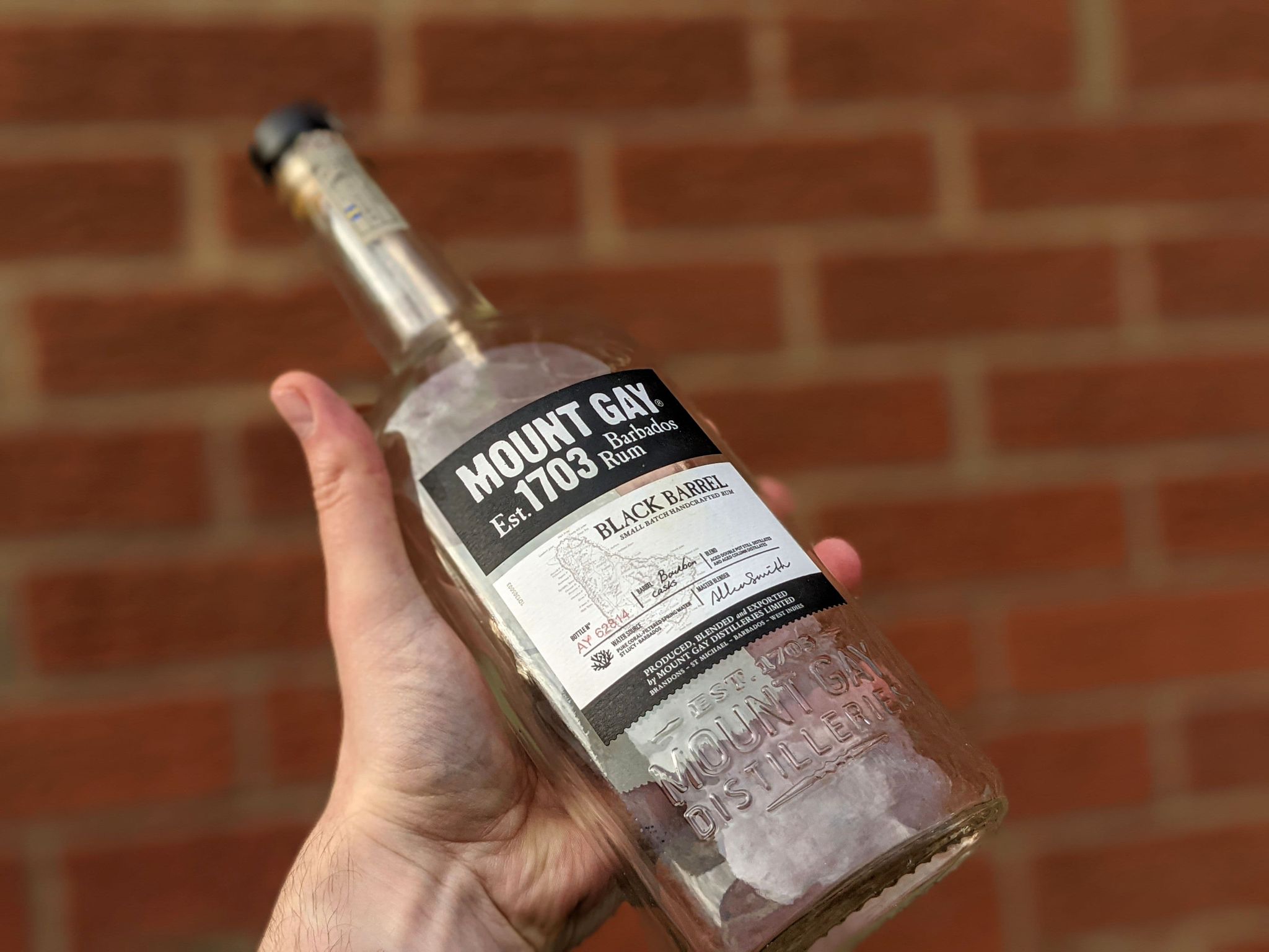 mount gay black barrel review bottle
