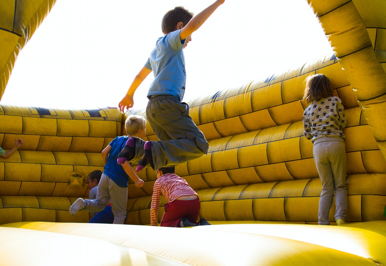 kids on bouncy castle