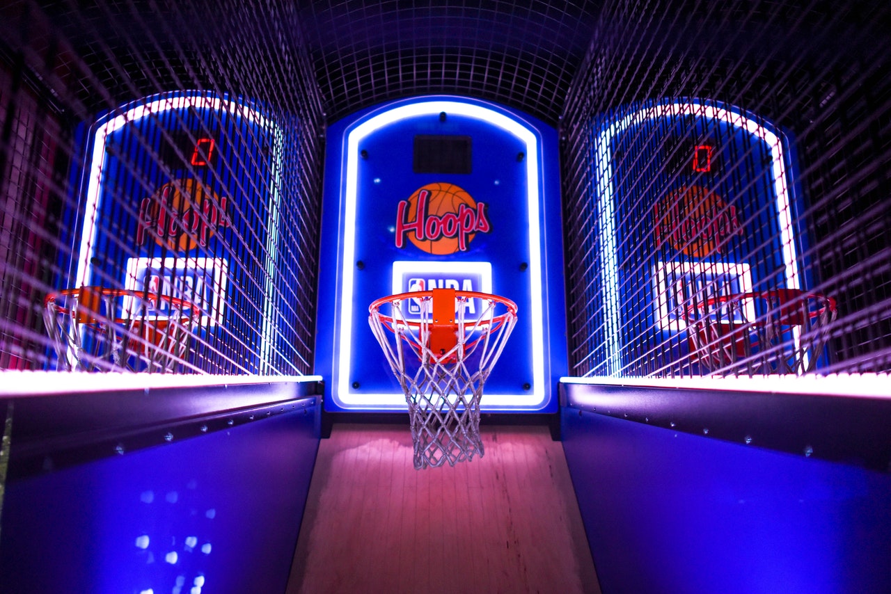 A row of arcade basketball hoops. One of the best playdate ideas for 6 year olds
