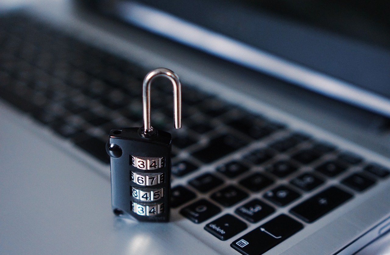 laptop and padlock to symbolise security in this bitdefender review