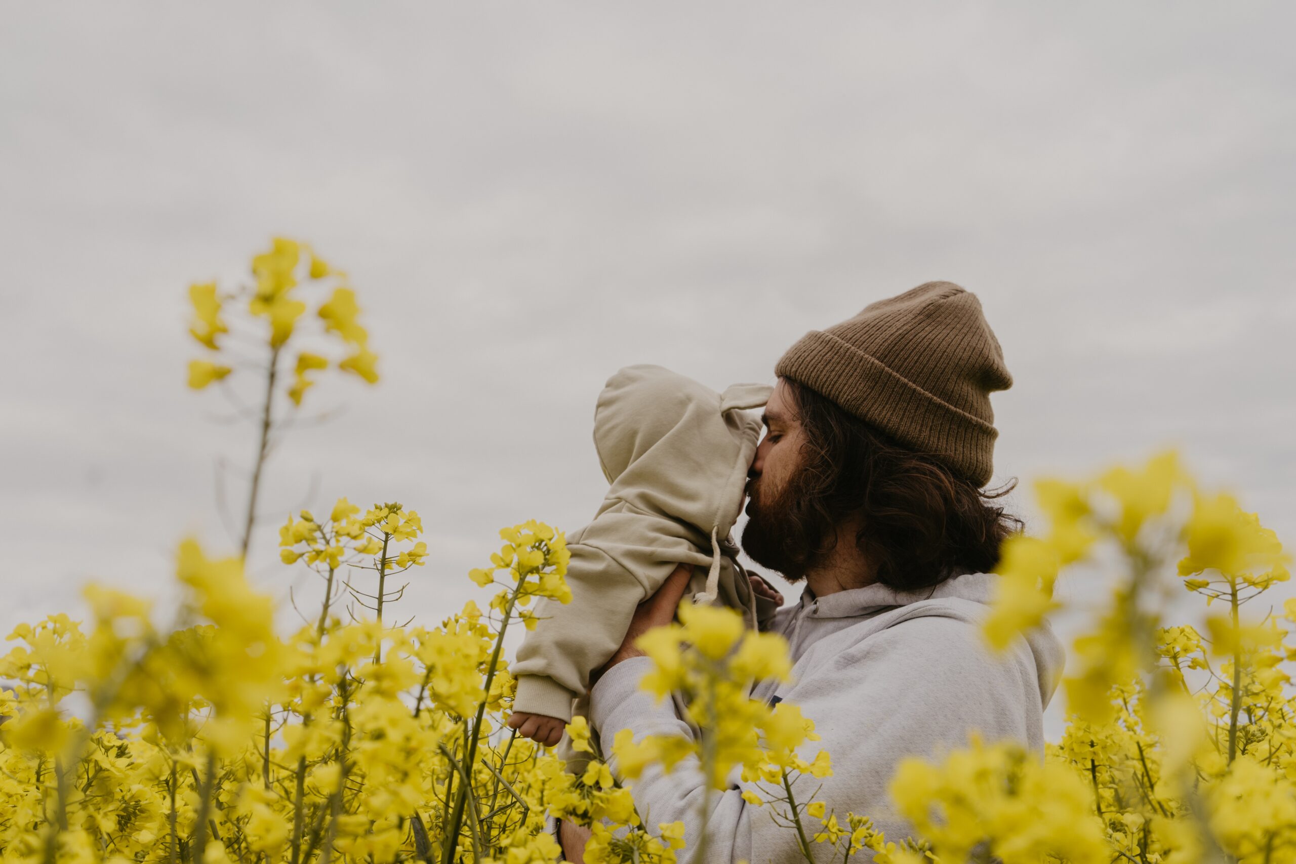 mindful parenting father and child